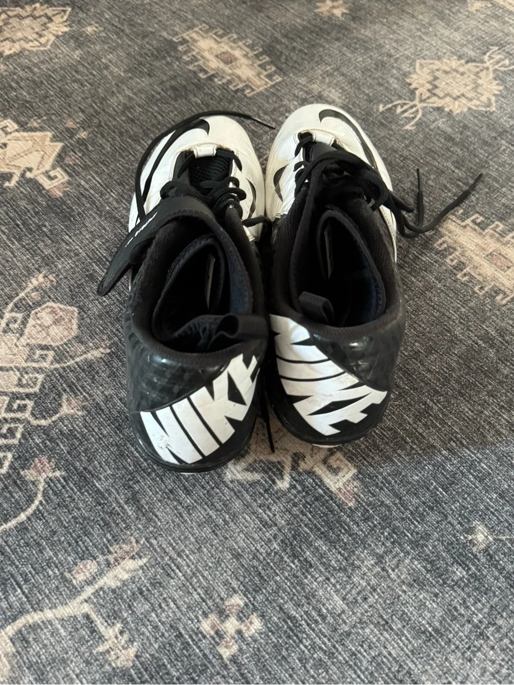 Nike Mens White and Black High-Top Football Cleats